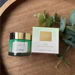 BYROE Kale Hydrating Gel M oisturizer